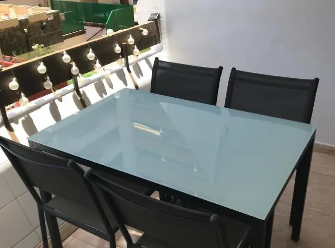 Yumbo Perfect Location Free Fast Wifi Apartment *